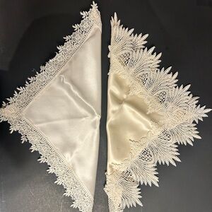 Gloria del Piano Lace and silk Handkerchief - set is two